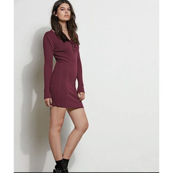 NWT Stone Row X Georgia May Jagger Rib Dress Volcom L Corset Bodycon Burgundy - Picture 1 of 12